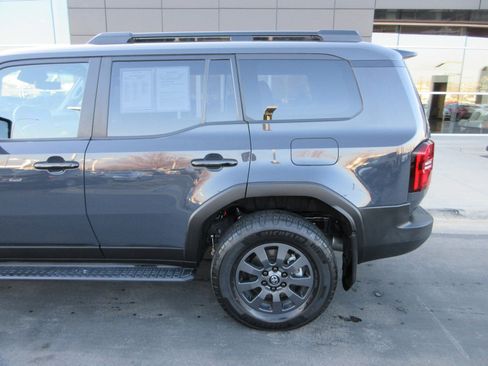 Used 2024 Toyota Land Cruiser image 3