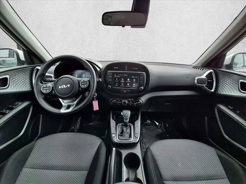 Used 2023 Kia Soul LX w/ Option Group 015 FWD image 16
