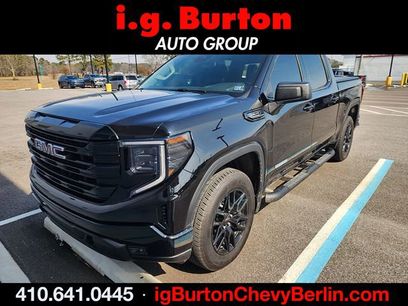Used 2025 GMC Sierra 1500 Elevation w/ Preferred Package