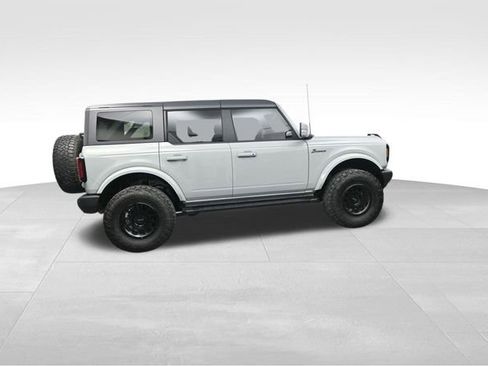 Used 2024 Ford Bronco Outer Banks image 8