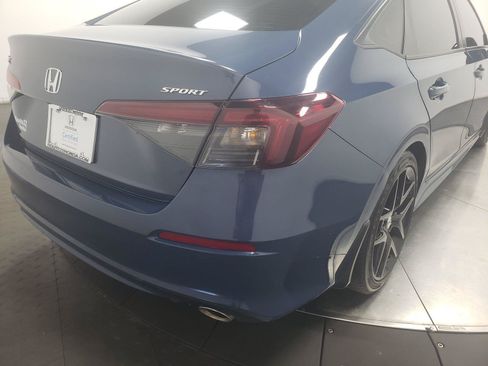 Certified 2025 Honda Civic Sport image 13