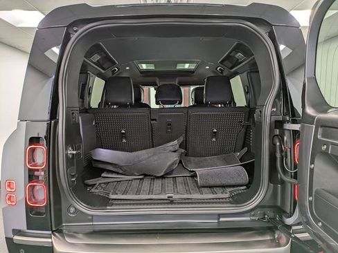 Used 2020 Land Rover Defender 110 X AWD/4WD image 28
