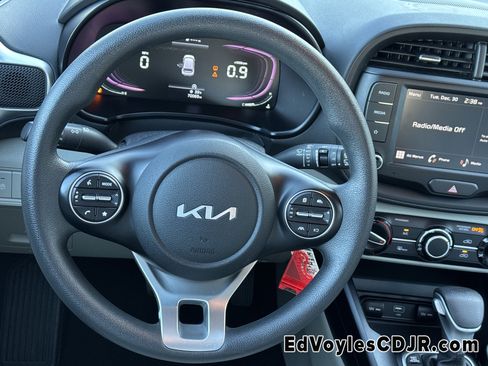 Used 2023 Kia Soul LX w/ Option Group 015 image 28