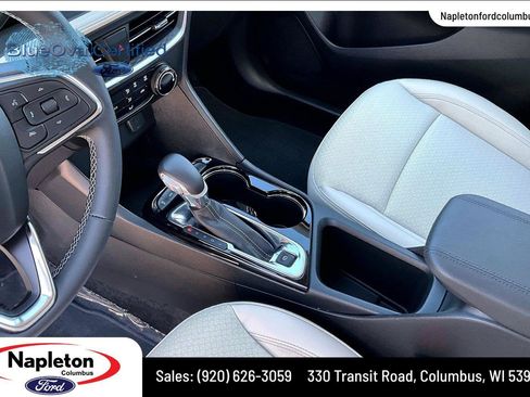 Used 2024 Buick Encore GX Preferred AWD/4WD image 16