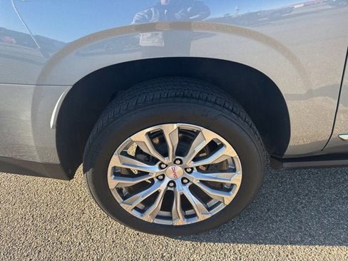 Used 2023 GMC Yukon XL Denali w/ Max Trailering Package image 20