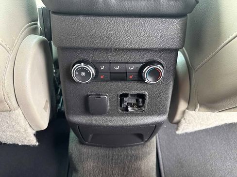 Used 2015 Ford Explorer Limited FWD image 26