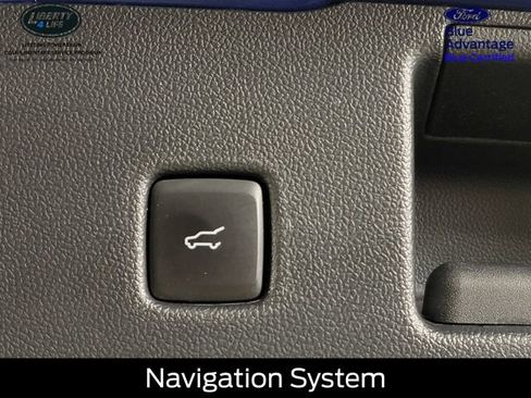 Certified 2023 Ford Escape ST-Line w/ Tech Pack #1 AWD/4WD image 17