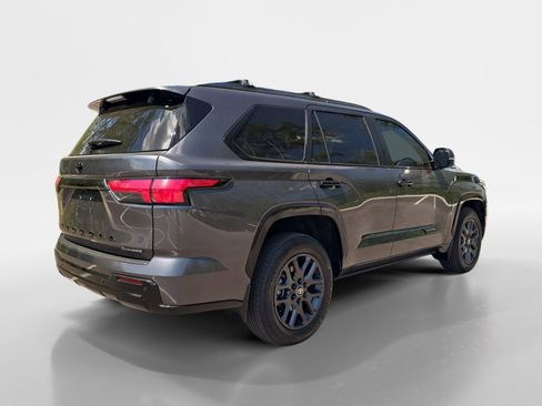 Used 2026 Toyota Sequoia Platinum image 5