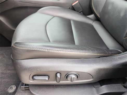 Used 2019 Chevrolet Equinox Premier image 26