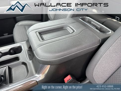 Used 2022 Chevrolet Silverado 1500 RST w/ Protection Package AWD/4WD image 18