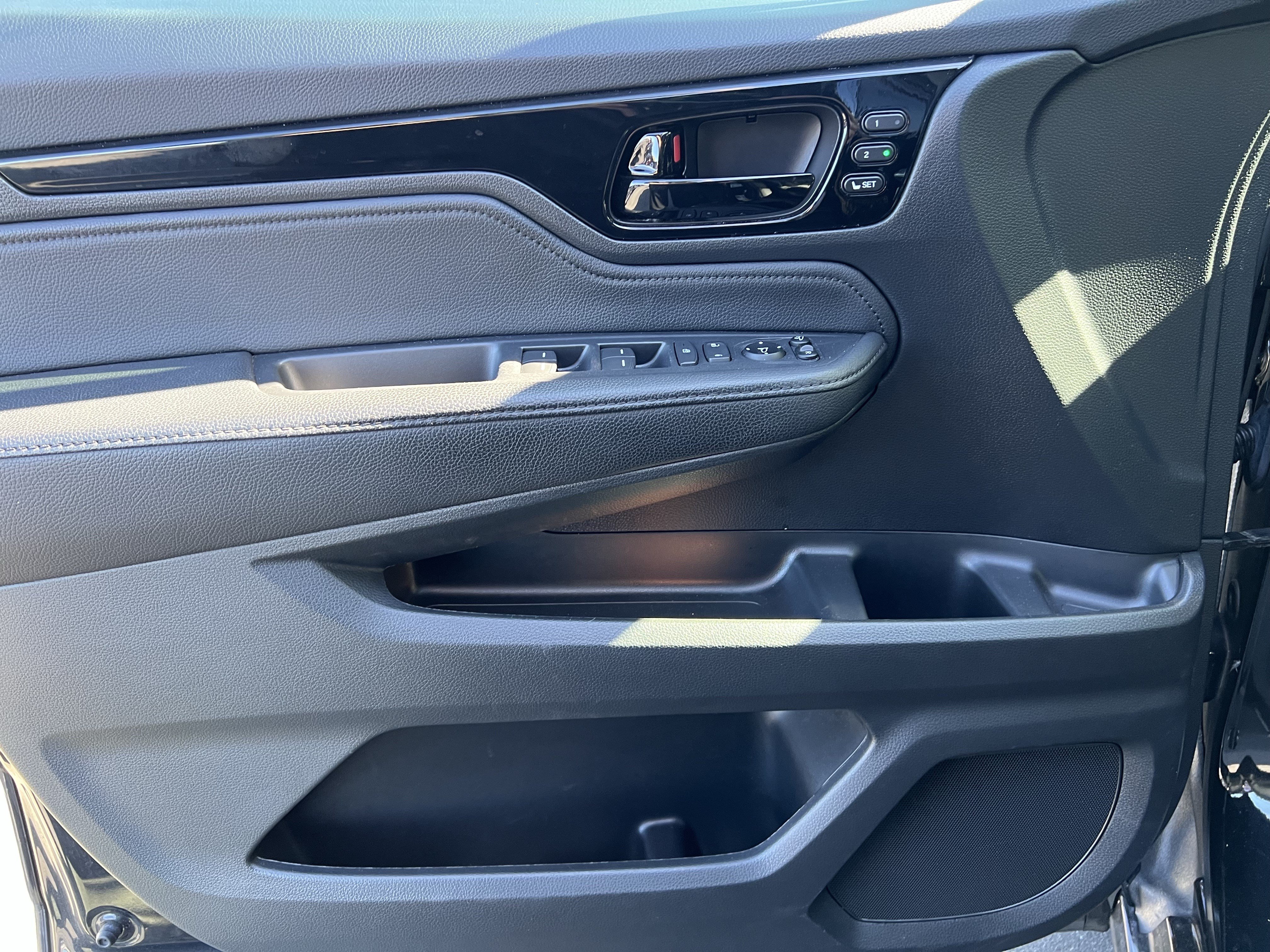 Used 2021 Honda Odyssey Elite image 14