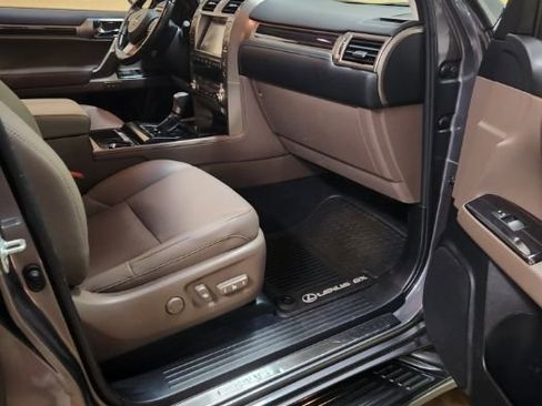 Used 2021 Lexus GX 460 Premium image 26