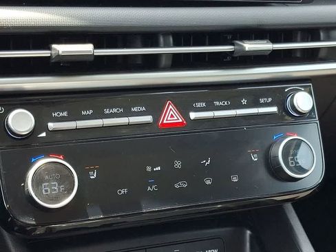 Used 2025 Hyundai Tucson SEL image 14