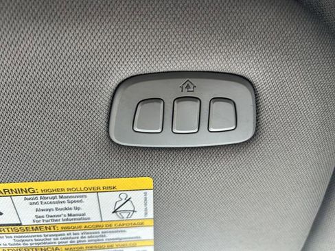 Used 2016 Ford F150 Lariat AWD/4WD image 25