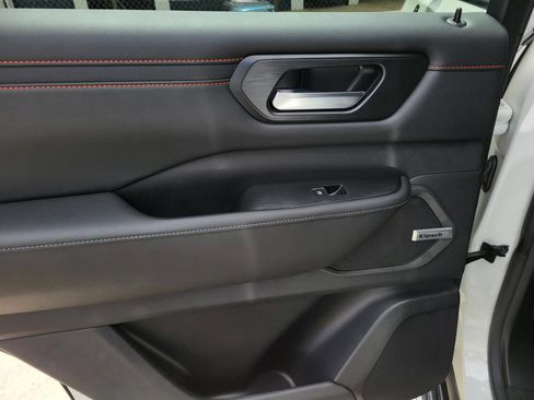New 2026 Nissan Armada PRO-4X w/ Captain's Chari Seat Package AWD/4WD image 14