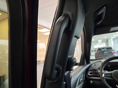 New 2026 Chevrolet Traverse LT image 17