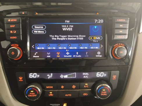 Used 2020 Nissan Rogue Sport SL FWD image 25