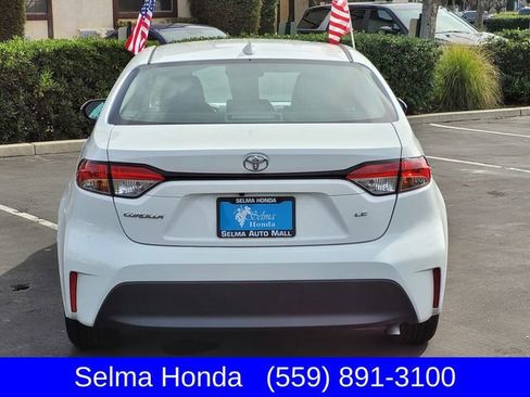 Used 2023 Toyota Corolla LE image 6