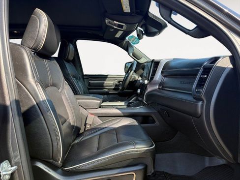 Used 2019 RAM 1500 Limited AWD/4WD image 12