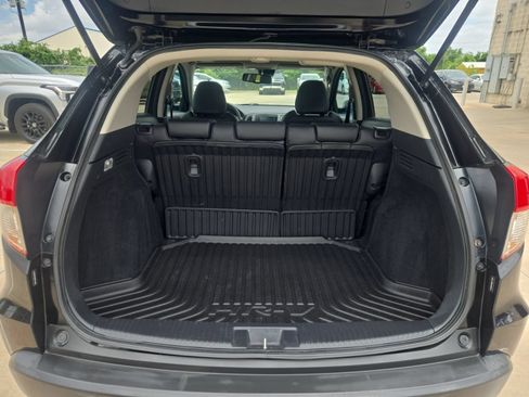 Used 2019 Honda HR-V EX-L image 24