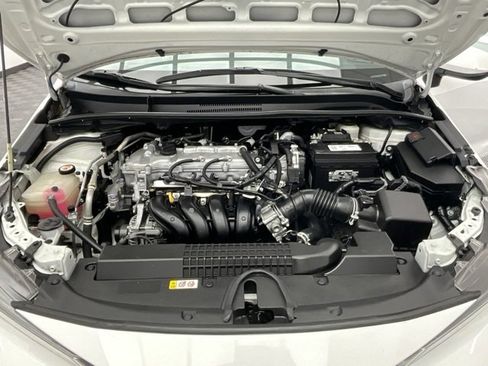 Used 2021 Toyota Corolla LE image 29