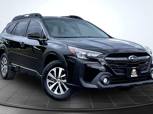 Used 2024 Subaru Outback Premium AWD/4WD image 22