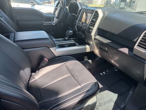 Used 2019 Ford F150 Lariat image 41