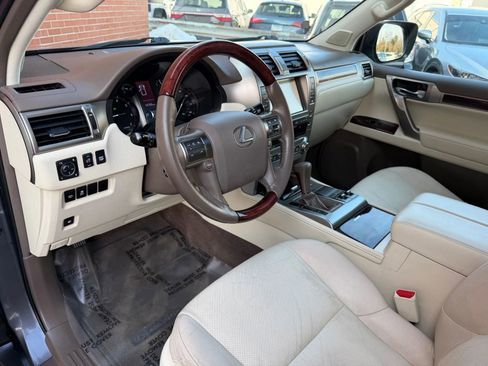 Used 2017 Lexus GX 460 image 15
