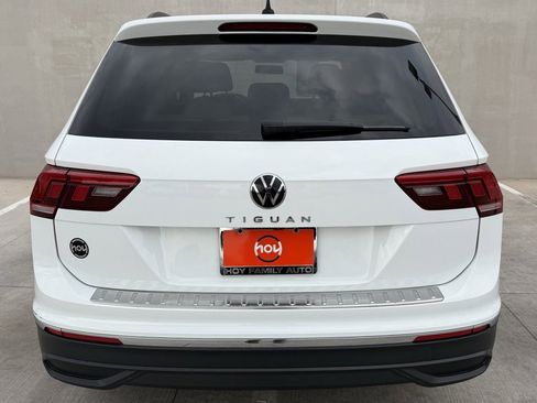 Certified 2022 Volkswagen Tiguan S image 4