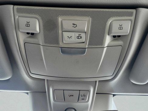 Used 2019 Mercedes-Benz E 450 4MATIC Cabriolet image 48