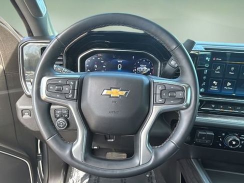 Used 2024 Chevrolet Silverado 2500 LTZ w/ LTZ Premium Package image 10