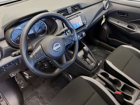 Used 2025 Nissan Versa S w/ Trunk Package FWD image 7