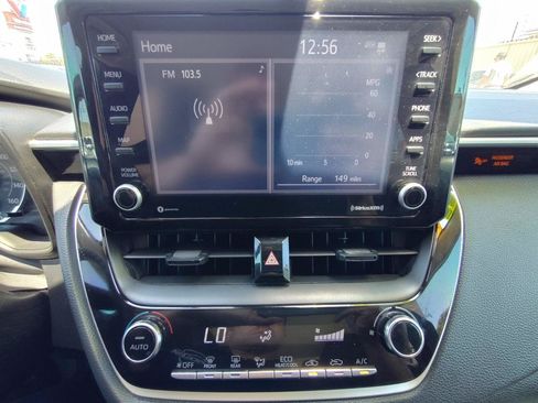 Used 2022 Toyota Corolla LE FWD image 21