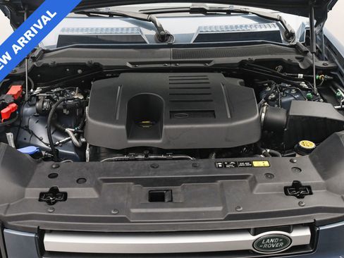 Used 2024 Land Rover Defender 110 S image 28