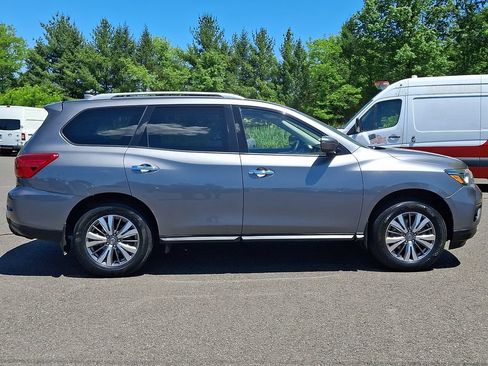 Used 2020 Nissan Pathfinder S AWD/4WD image 7