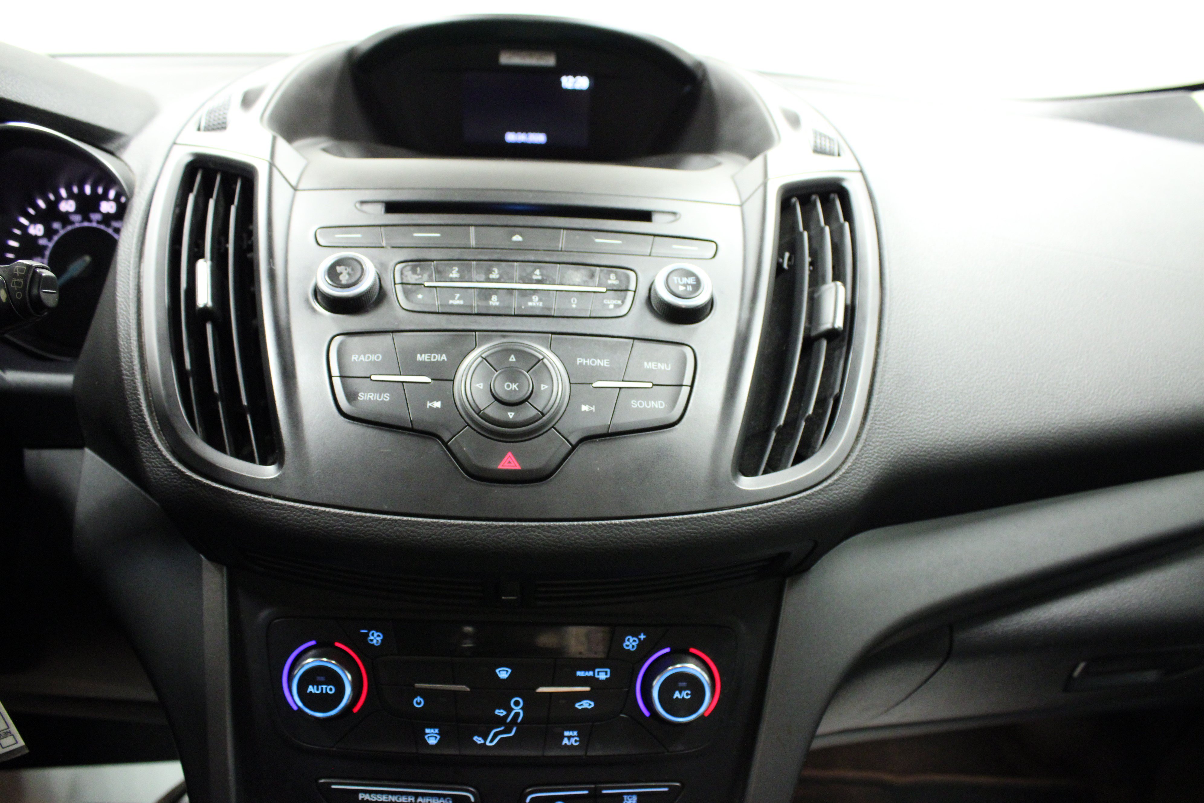 Used 2017 Ford Escape SE AWD/4WD image 22
