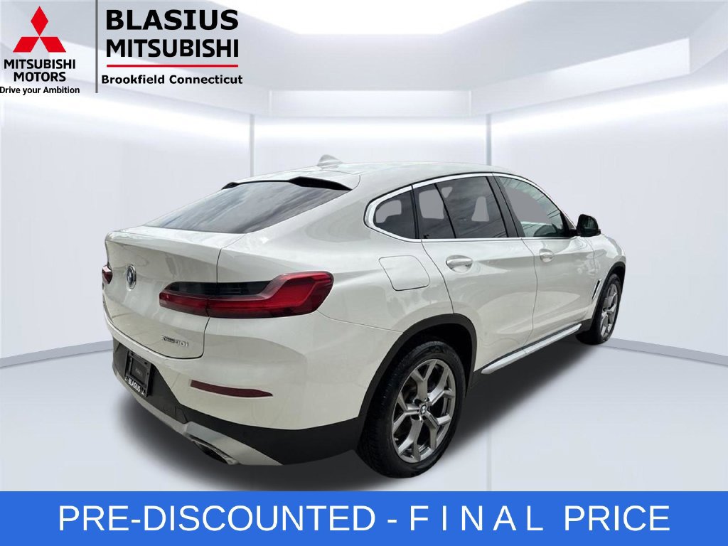Used 2025 BMW X4 xDrive30i AWD/4WD image 10