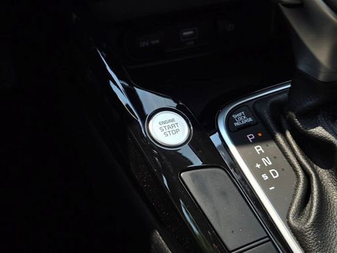 Certified 2022 Kia Soul X-Line FWD image 31