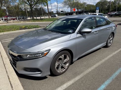 Used 2019 Honda Accord EX image 3