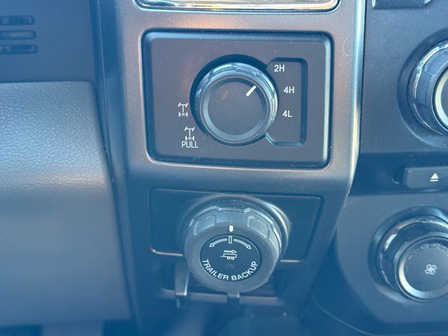 Used 2016 Ford F150 XLT w/ Equipment Group 302A Luxury AWD/4WD image 15