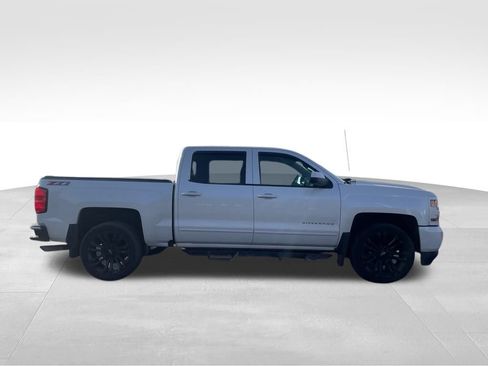 Used 2018 Chevrolet Silverado 1500 LT w/ All Star Edition image 6