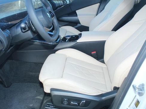 New 2025 BMW X3 xDrive30i w/ Premium Package image 18