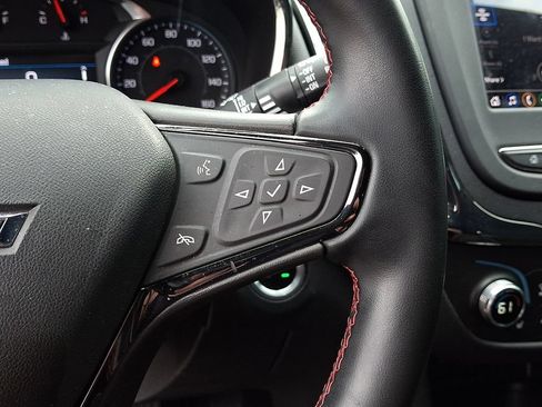 Used 2023 Chevrolet Equinox RS AWD/4WD image 21