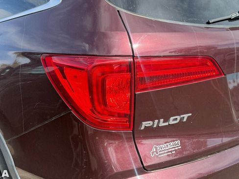 Used 2016 Honda Pilot Touring image 9