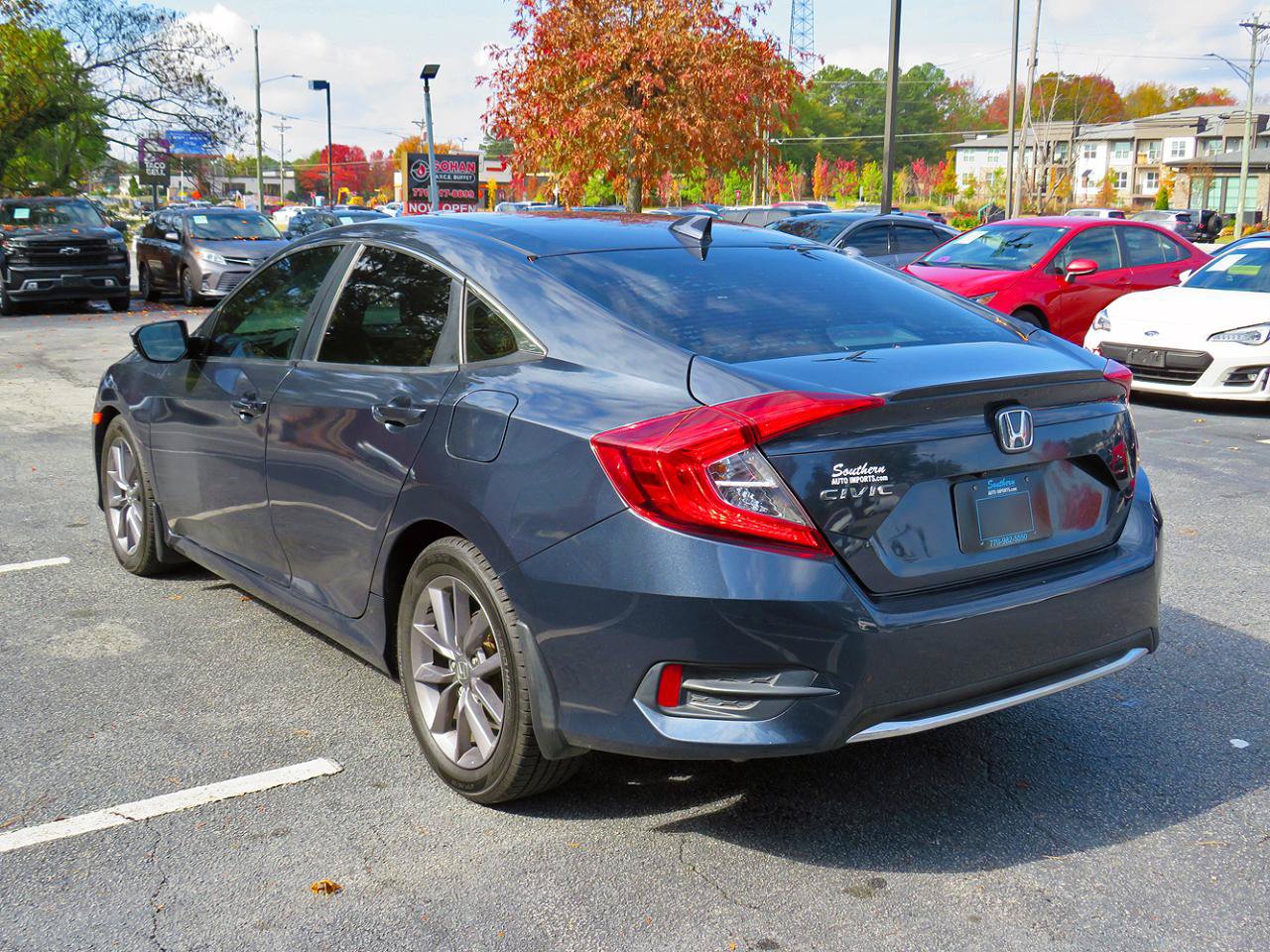 Used 2019 Honda Civic EX image 9