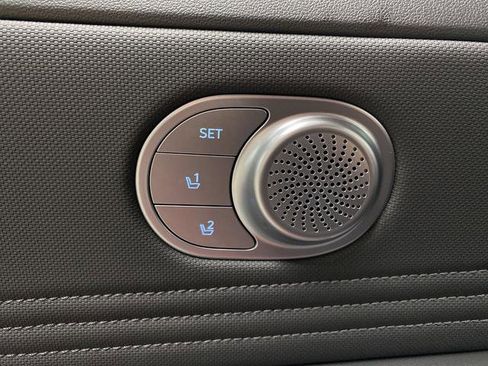 New 2026 Hyundai Elantra Limited image 27