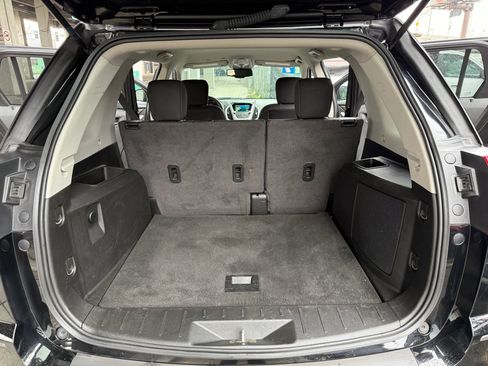 Used 2017 GMC Terrain SLE image 16