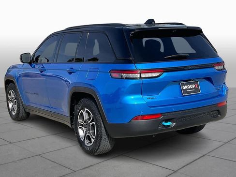 Used 2022 Jeep Grand Cherokee Trailhawk w/ Advanced Protech Group II image 12