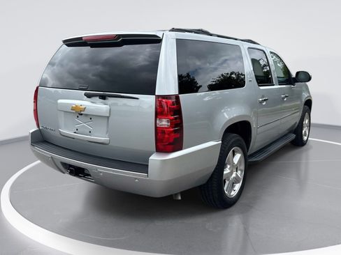 Used 2013 Chevrolet Suburban LTZ AWD/4WD image 8