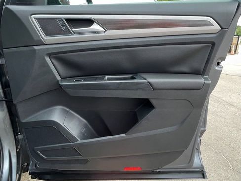 Used 2019 Volkswagen Atlas SE FWD image 36